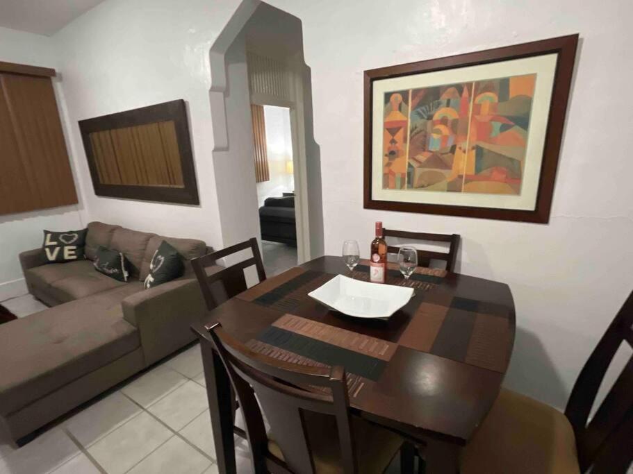 Contemporary 2Br Apt In The Heart Of San Juan Villa Luaran gambar